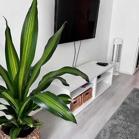 Apartament Kaksio Helsingissae Omalla Parkkipaikalla Helsinki