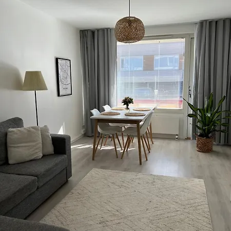 Kaksio Helsingissae Omalla Parkkipaikalla Apartment