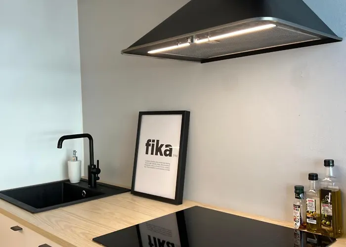 Kaksio Helsingissae Omalla Parkkipaikalla